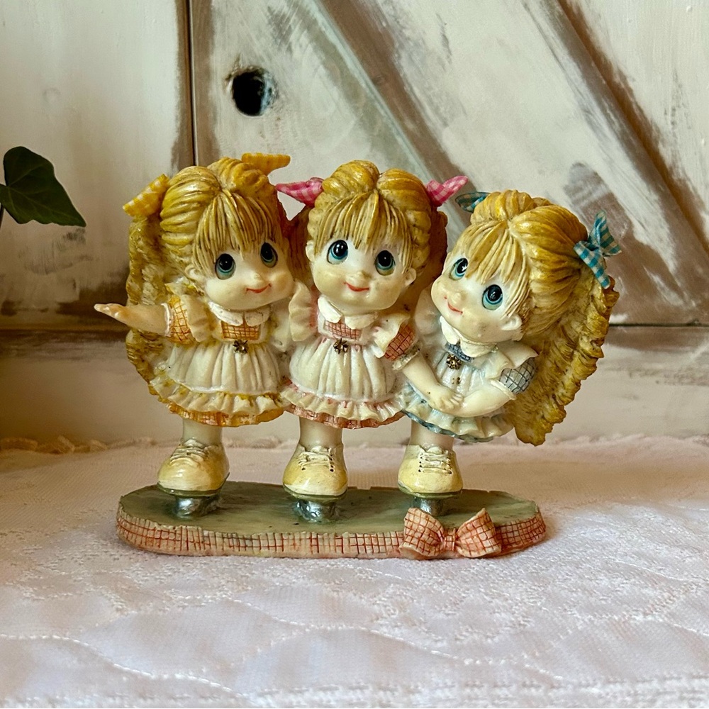 Vintage sweet kids figure skaters